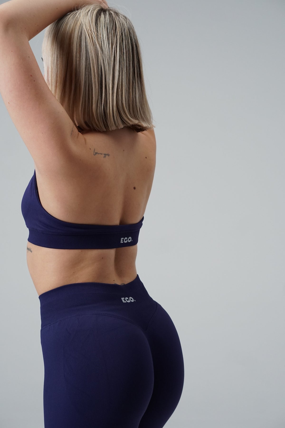 Tamnoplave BLUE MOON push up helanke visokog struka — ženske sportske, neprovidne | EGO