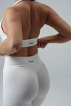 Beli LADY LILLY sportski top za žene — push up, bez vidljivog znoja | EGO