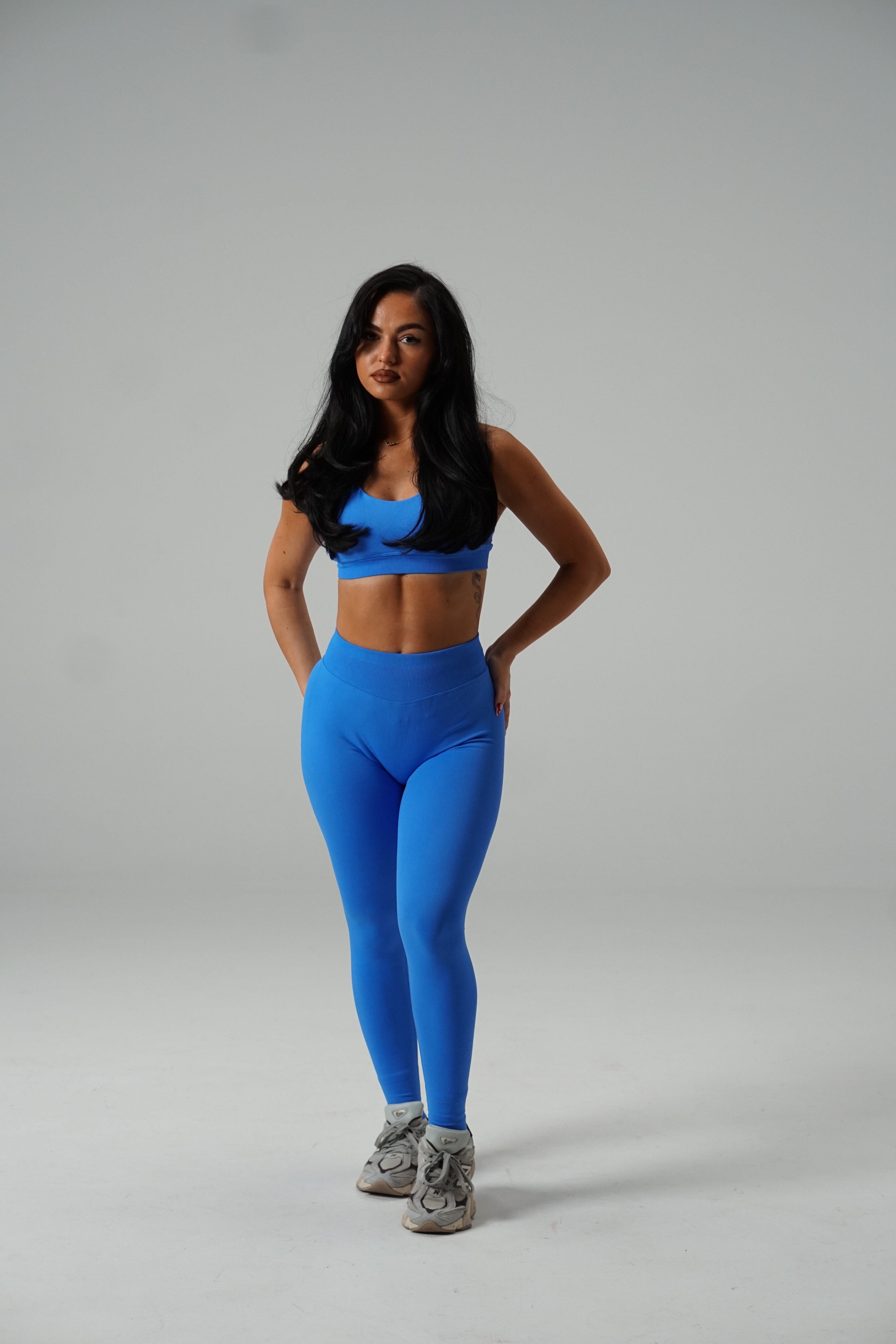 AURA TOP
